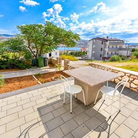 Apartments Lili Паг Экстерьер фото
