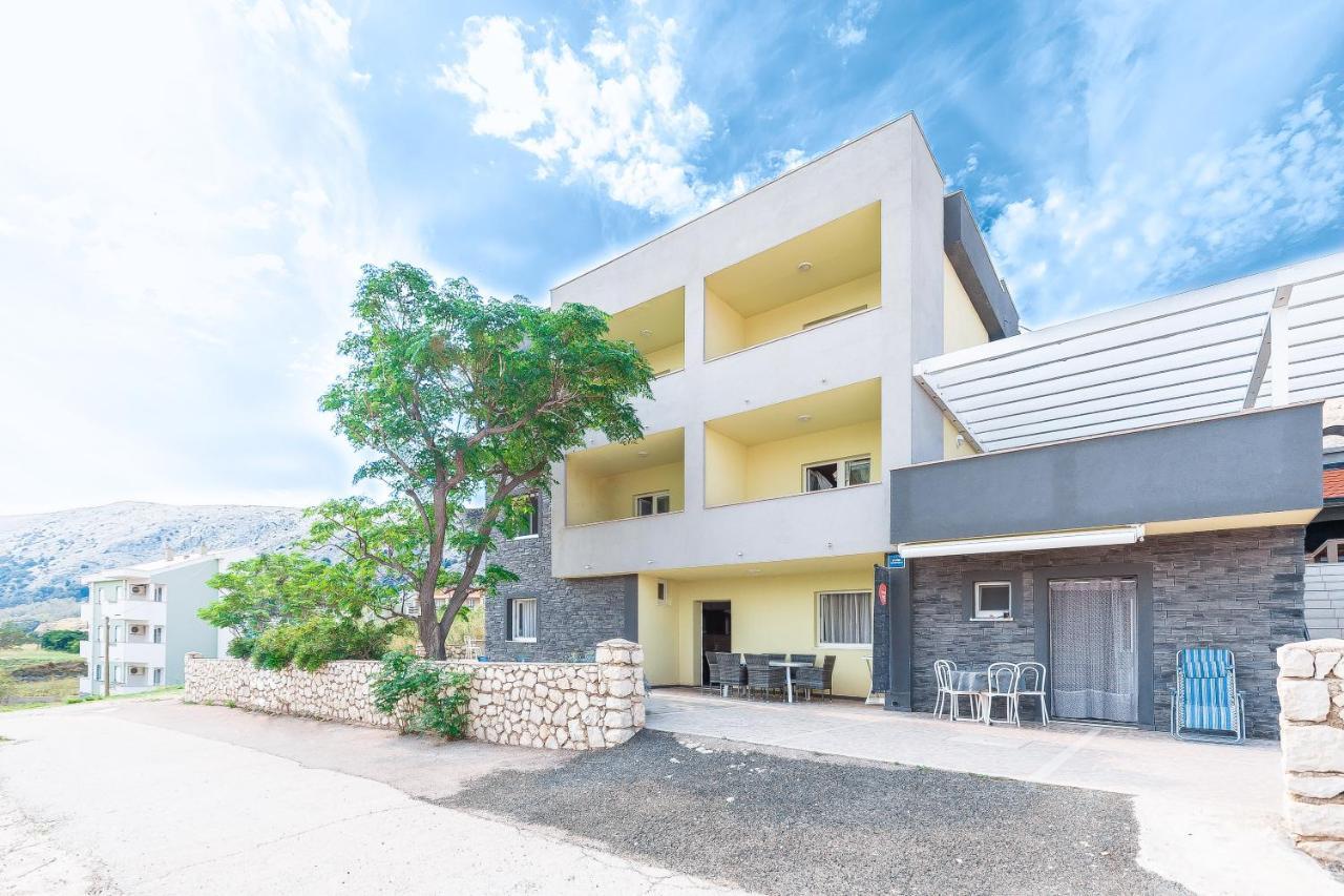 Apartments Lili Паг Экстерьер фото