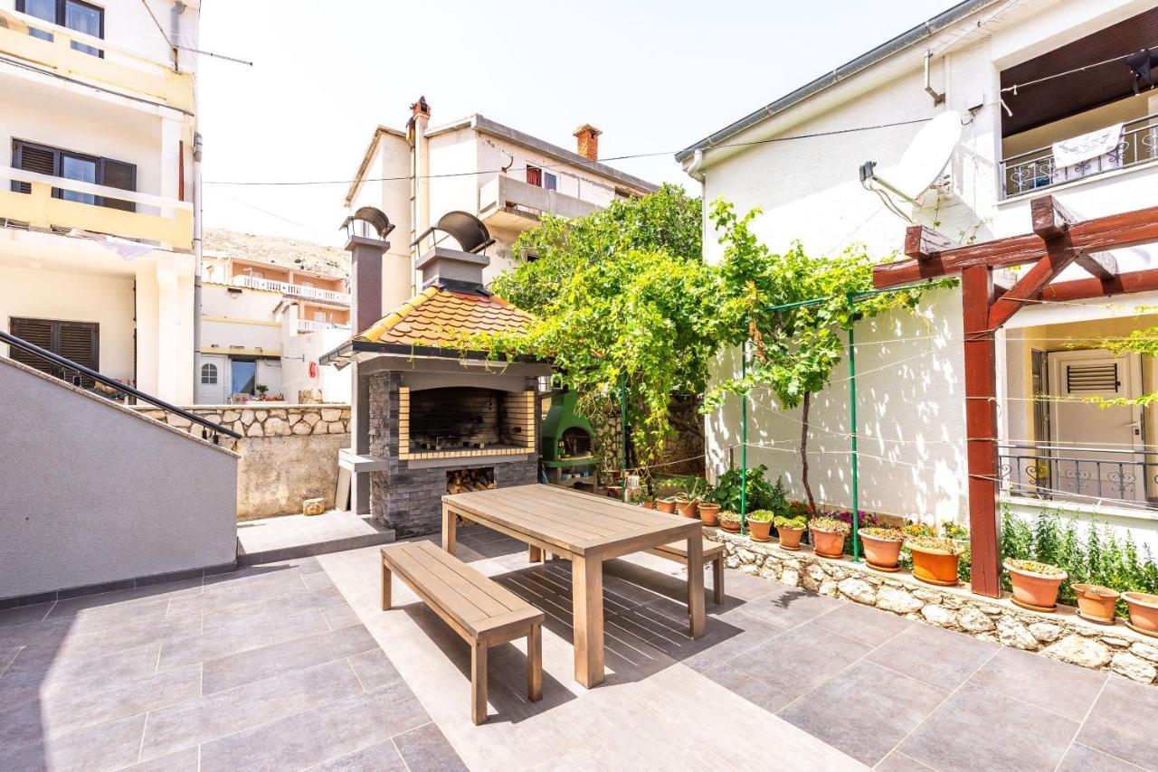 Apartments Lili Паг Экстерьер фото