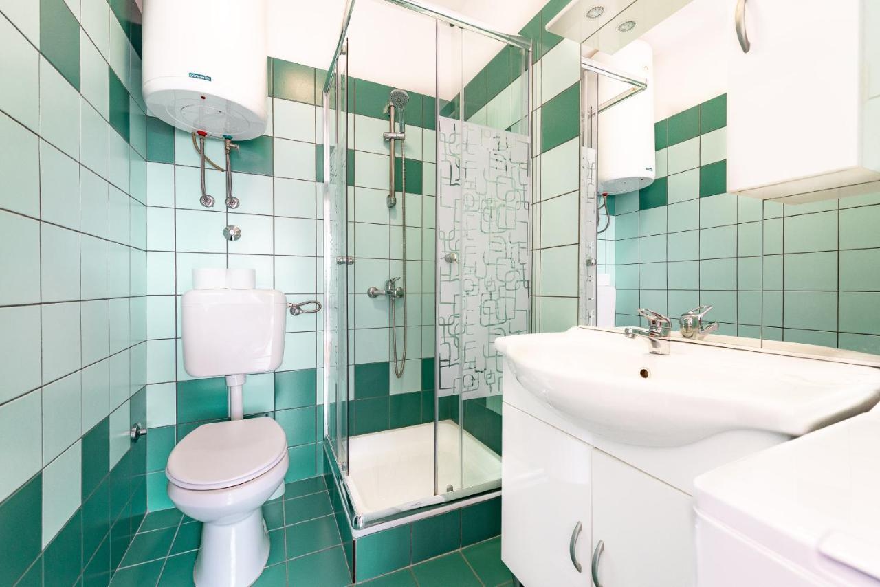 Apartments Lili Паг Экстерьер фото