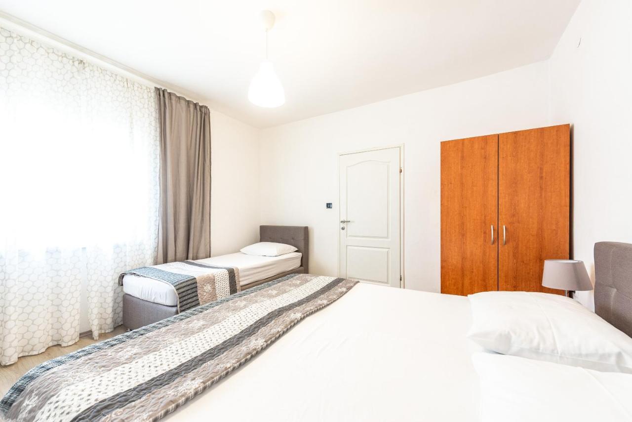 Apartments Lili Паг Экстерьер фото