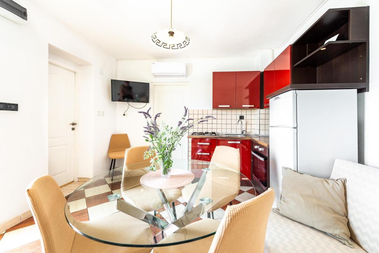 Apartments Lili Паг Экстерьер фото