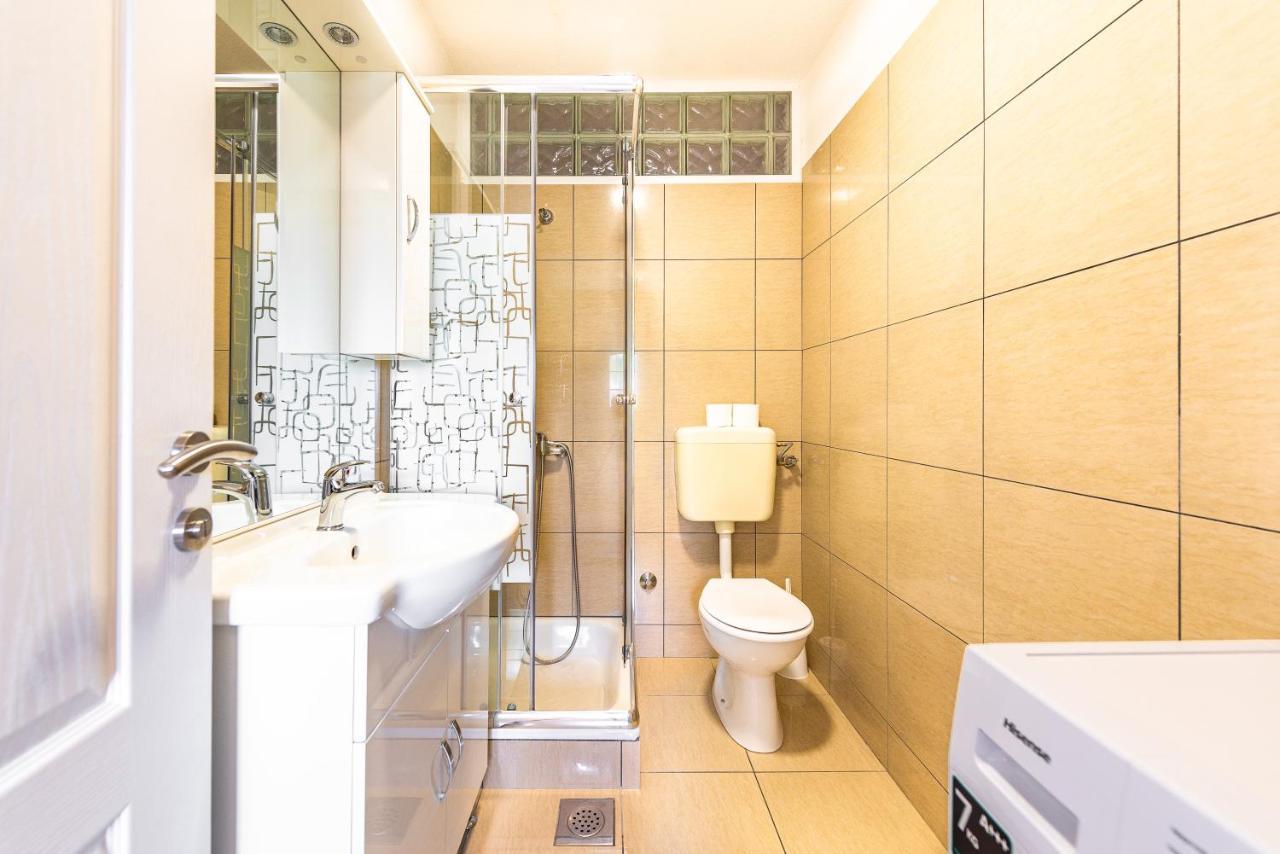Apartments Lili Паг Экстерьер фото