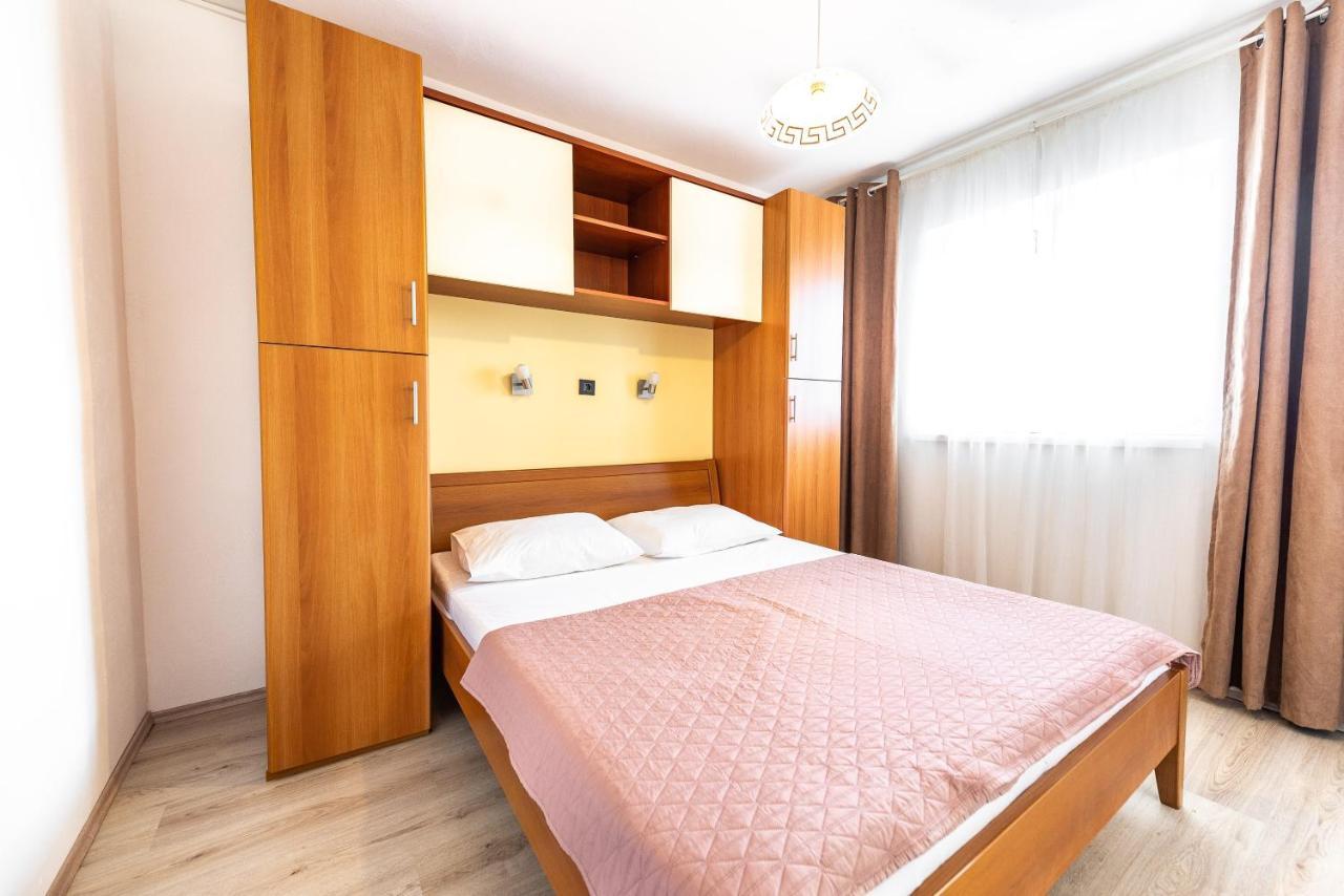 Apartments Lili Паг Экстерьер фото