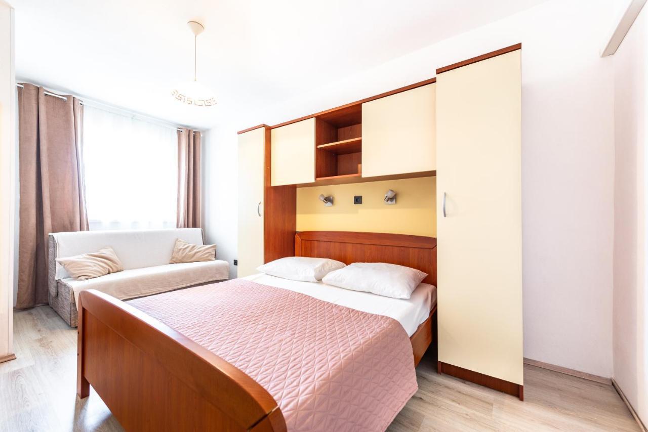 Apartments Lili Паг Экстерьер фото