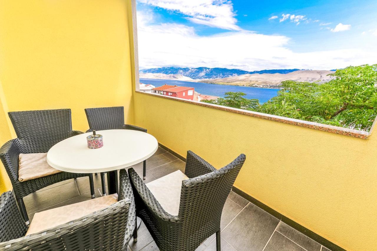 Apartments Lili Паг Экстерьер фото