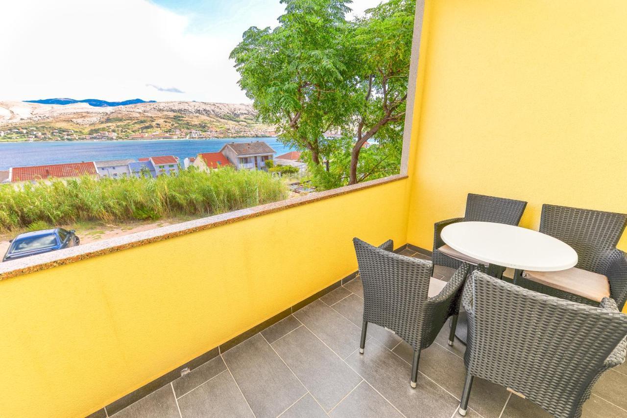 Apartments Lili Паг Экстерьер фото